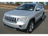 2011 Jeep Grand Cherokee Overland 4x4 Front 3/4 View