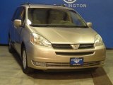 2004 Desert Sand Mica Toyota Sienna XLE #89946771