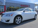 2014 Pearl White Nissan Altima 2.5 SV #89980909