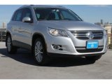2011 Reflex Silver Metallic Volkswagen Tiguan SE #89981052