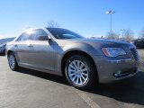 2014 Chrysler 300  Front 3/4 View