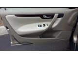 2004 Volvo V70 2.4 Door Panel