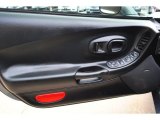 2004 Chevrolet Corvette Convertible Door Panel