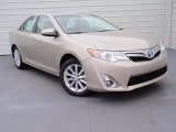 2014 Champagne Mica Toyota Camry Hybrid XLE #90100362