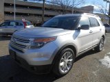 2012 Ford Explorer XLT 4WD Front 3/4 View