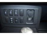 2014 Toyota FJ Cruiser 4WD Controls