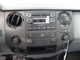 2014 Ford F250 Super Duty XL Regular Cab Controls