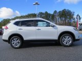 Moonlight White Nissan Rogue in 2014