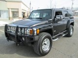 Black Hummer H3 in 2006