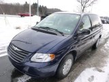 2005 Chrysler Town & Country Midnight Blue Pearl