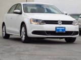 2014 Pure White Volkswagen Jetta SE Sedan #90645448