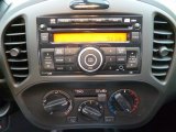 2014 Nissan Juke S AWD Controls