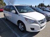 2009 Volkswagen Routan SE