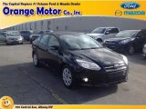 Black Ford Focus in 2012