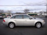 2006 Ford Five Hundred SEL Data, Info and Specs