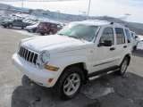 2005 Jeep Liberty Limited 4x4 Front 3/4 View