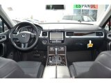 2013 Volkswagen Touareg VR6 FSI Executive 4XMotion Dashboard