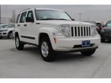 Stone White Jeep Liberty in 2010