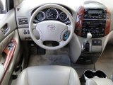 2004 Toyota Sienna XLE AWD Dashboard