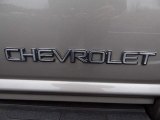 2001 Chevrolet S10 LS Extended Cab Marks and Logos