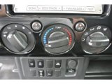 2008 Toyota FJ Cruiser  Controls