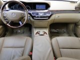 2009 Mercedes-Benz S 550 Sedan Dashboard