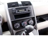 2011 Honda Element LX 4WD Controls