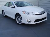 2014 Super White Toyota Camry XLE #91643265