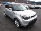 2014 Kia Soul + Front 3/4 View