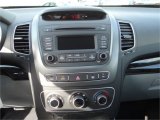 2015 Kia Sorento LX AWD Controls