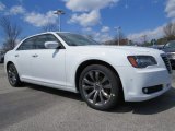2014 Chrysler 300 S Front 3/4 View