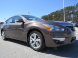 2014 Nissan Altima 2.5 SL Front 3/4 View
