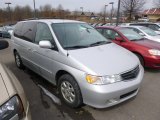 2004 Honda Odyssey EX Front 3/4 View