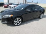 2014 Tuxedo Black Ford Fusion SE #91942718