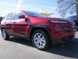 2014 Jeep Cherokee Latitude Front 3/4 View