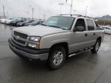 2006 Chevrolet Avalanche Z71 4x4 Front 3/4 View