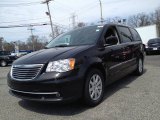 2014 Brilliant Black Crystal Pearl Chrysler Town & Country Touring #92433524