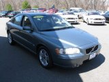 Platinum Green Metallic Volvo S60 in 2005