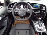 2014 Audi RS 5 Coupe quattro Dashboard