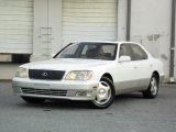 1999 Lexus LS 400