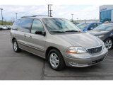 2003 Ford Windstar SE Front 3/4 View