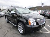 2008 GMC Yukon SLE 4x4 Front 3/4 View