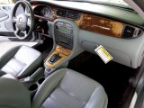 2004 Jaguar X-Type 3.0 Dashboard