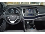 2014 Toyota Highlander XLE Dashboard