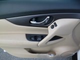 2014 Nissan Rogue SV Door Panel