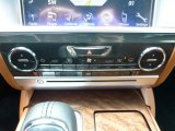2014 Maserati Quattroporte S Q4 AWD Controls