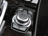2012 BMW 5 Series 528i Sedan Controls