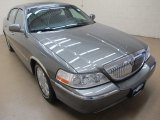 2004 Charcoal Grey Metallic Lincoln Town Car Ultimate #93666766