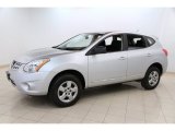 2012 Nissan Rogue S AWD Front 3/4 View