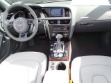 2014 Audi A5 2.0T Cabriolet Dashboard